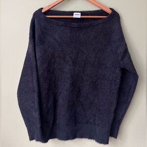 Gymshark Whitney Simmons NWOT Oversized Eyelash Black Sweater